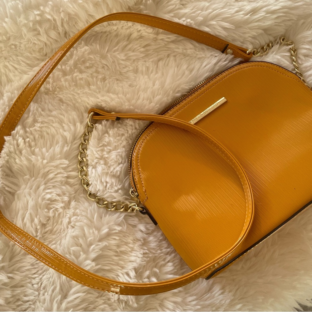 Steve Madden Mustard Yellow Bag